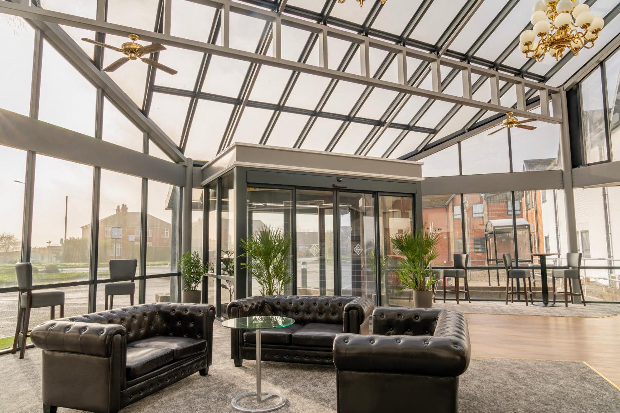 Britannia Hotel Wigan Standish Kültér fotó
