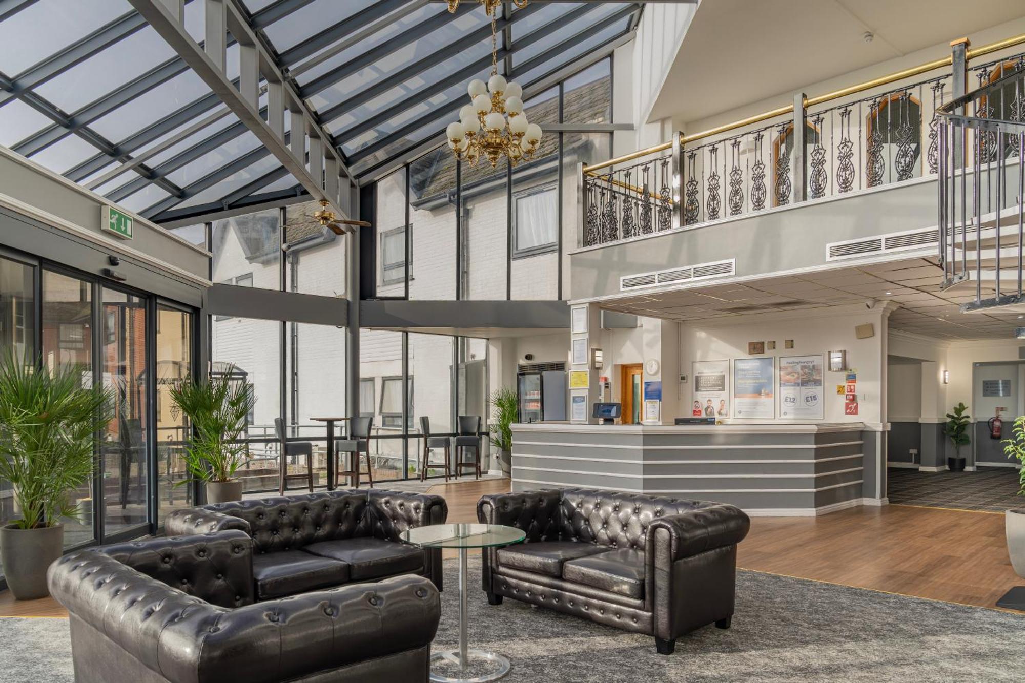 Britannia Hotel Wigan Standish Kültér fotó